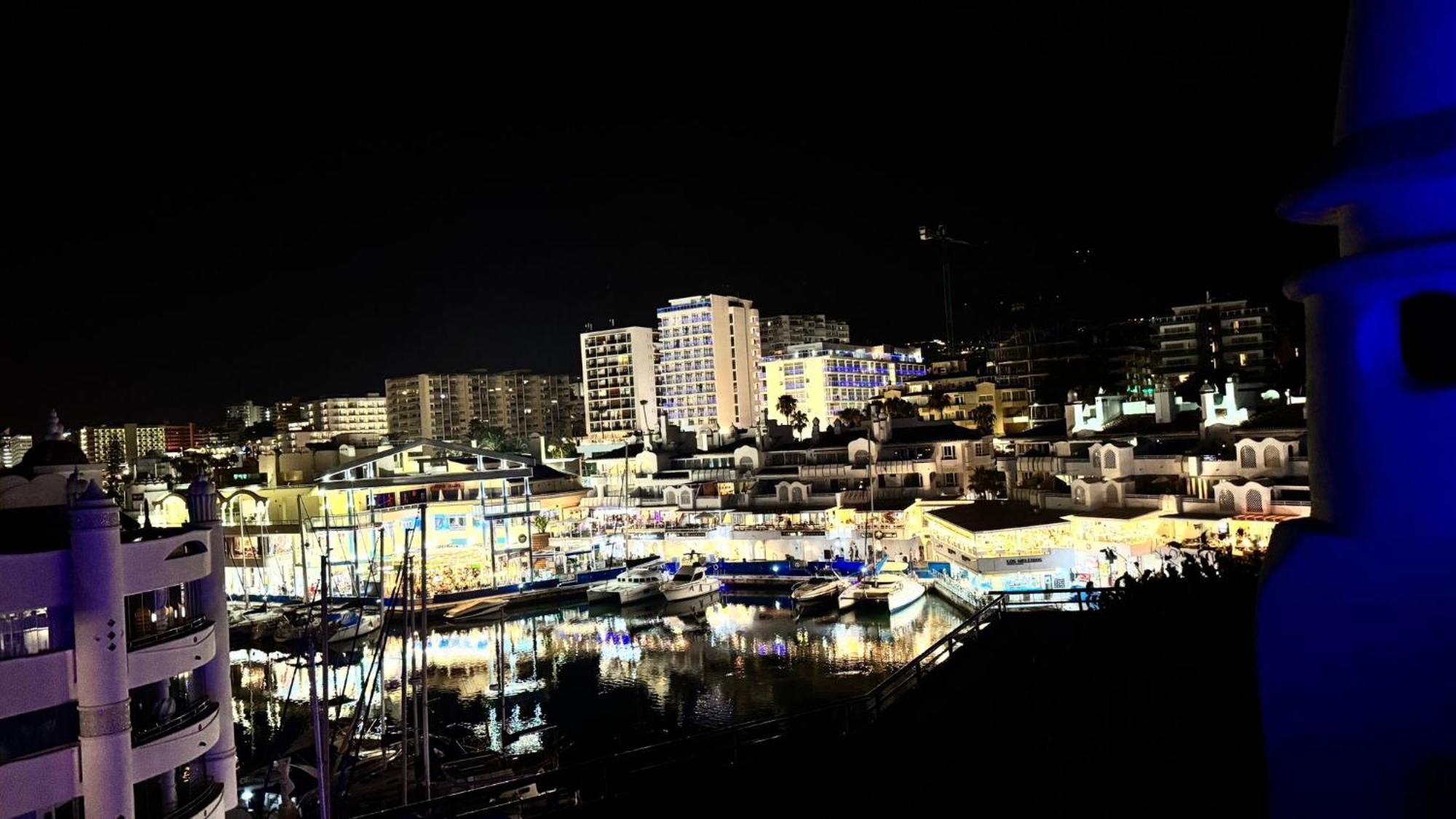 Lujoso Atico Duplex En Puerto Marina
