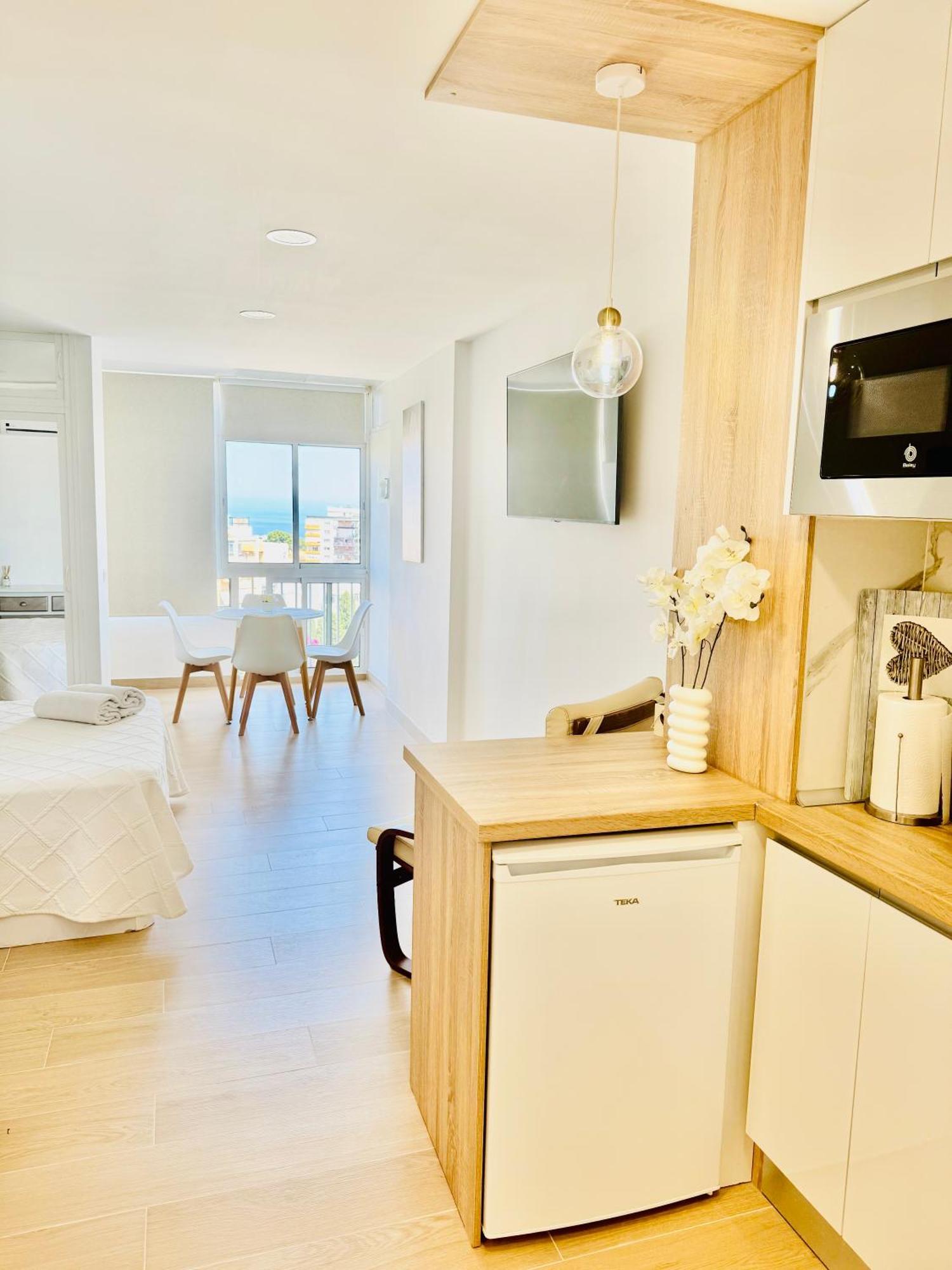 Apartamento Sunrise-new Loft-luminoso-vistas Al Mar-benalmadena Costa *