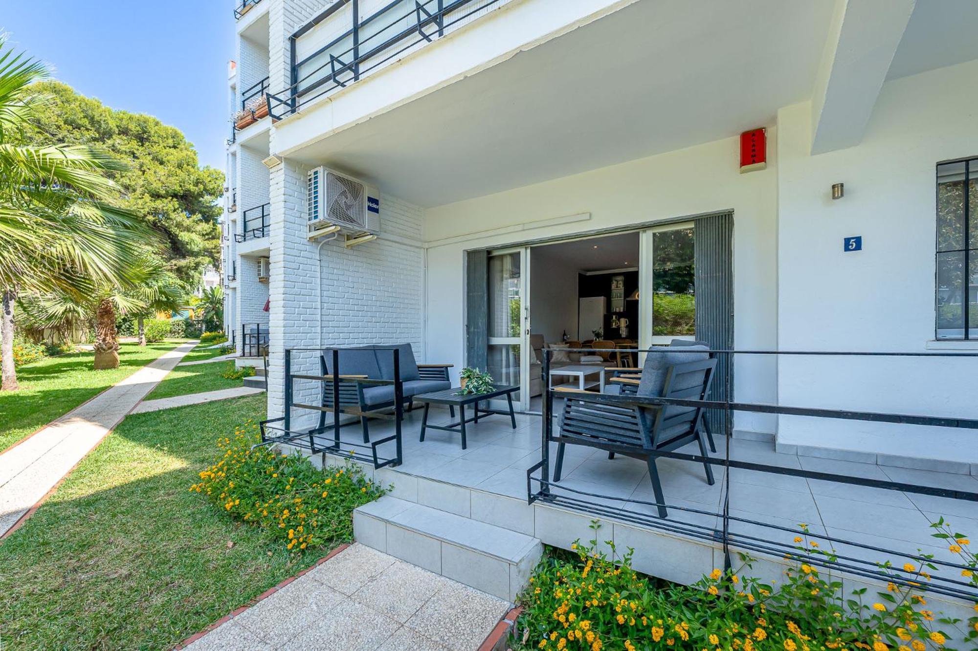 Apartment Puerto Marina Vacation 1 Minute From The