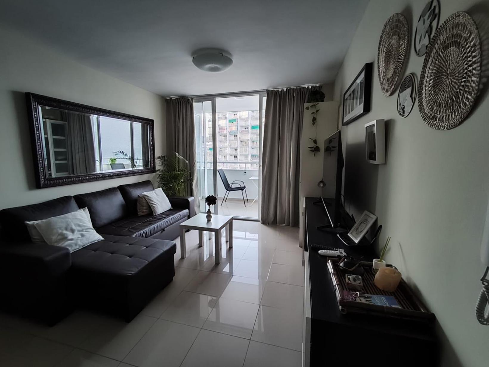 Frontal Al Mar Terraza Y Vistas Puerto Marina T46a2 Apartment *