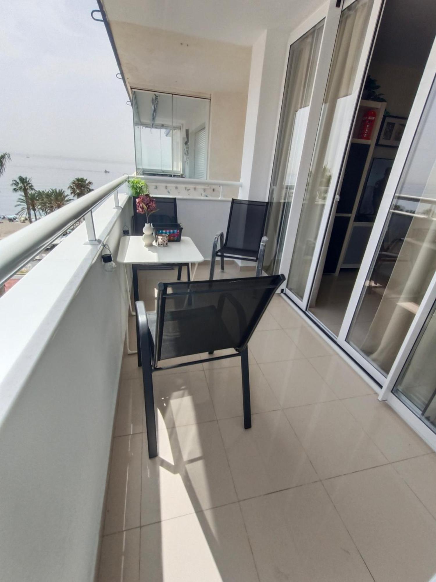 Frontal Al Mar Terraza Y Vistas Puerto Marina T46a2 *