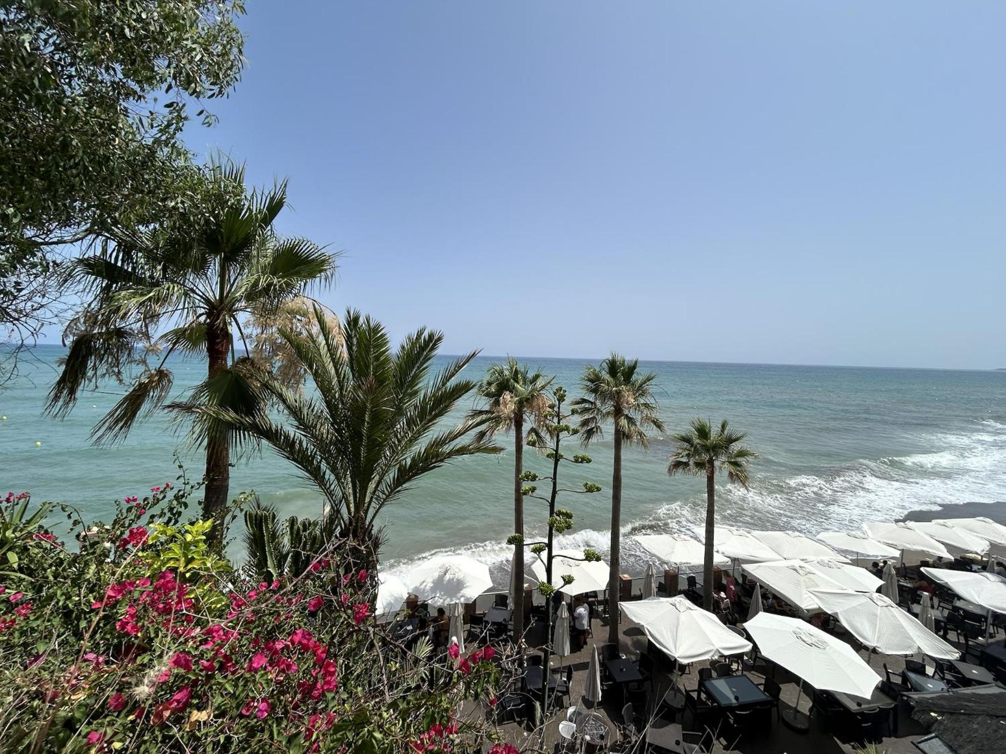Malibu Apartament, Apartment