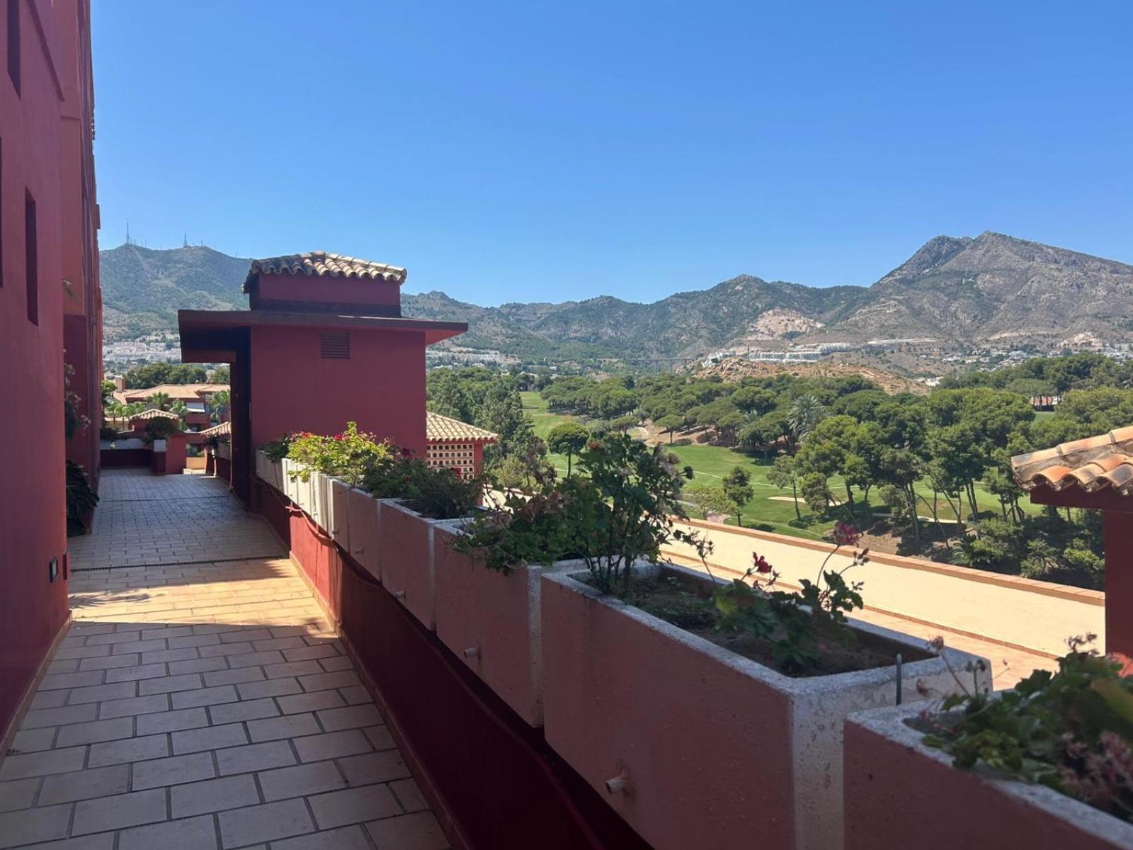 Hill View With Fresh Renovation