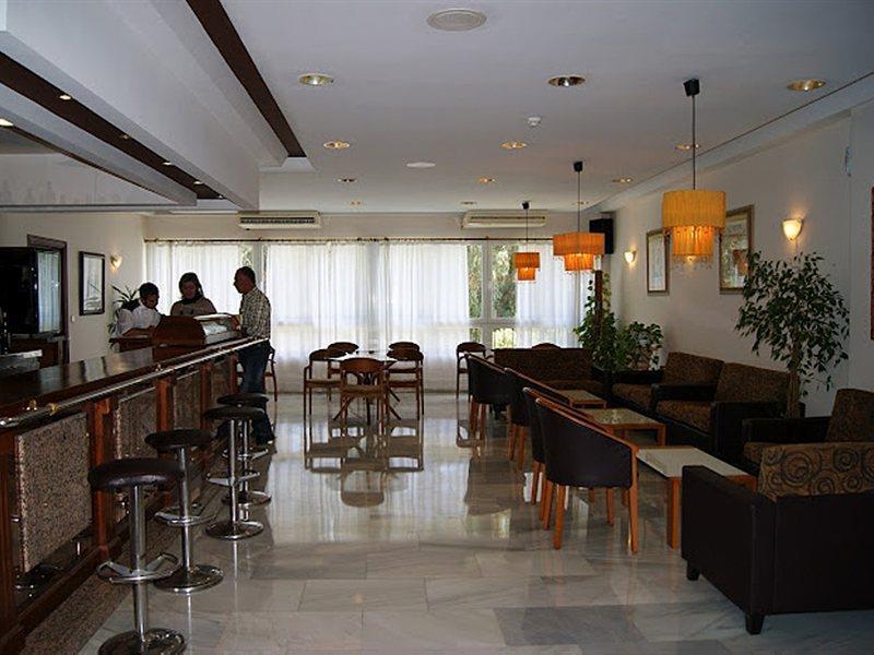 First Flatotel Internacional Hotel