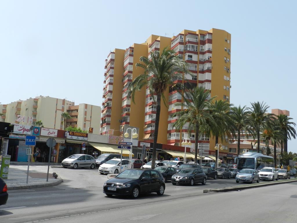 Edificio Diana Apartment *