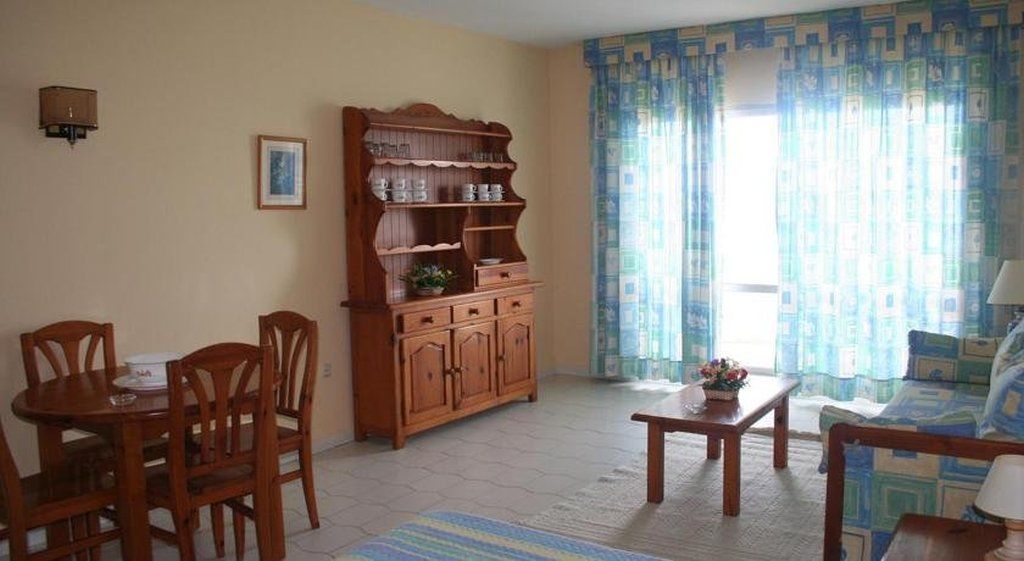 Aparthotel Benal