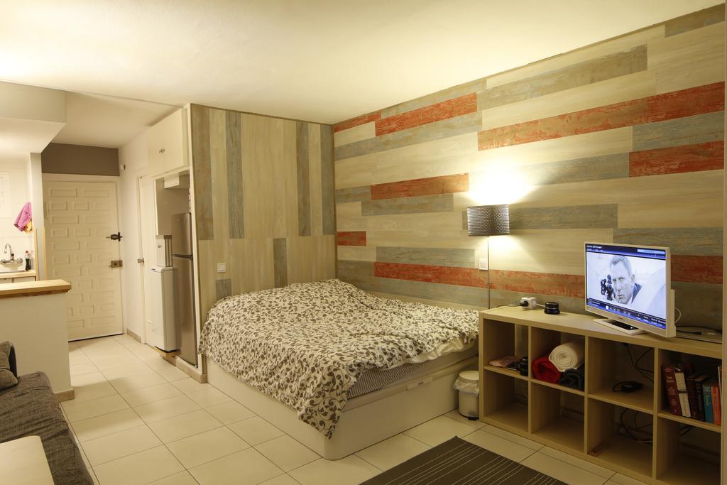 Anna & Pierre-noel Apartment. *