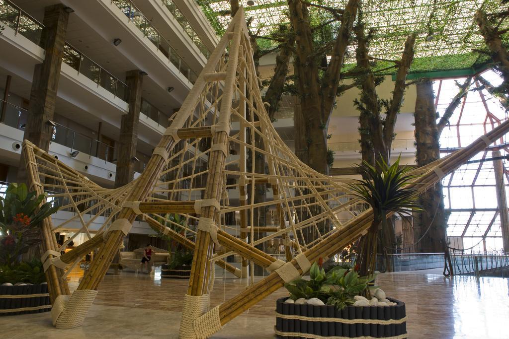 World Polynesia Hotel 4*