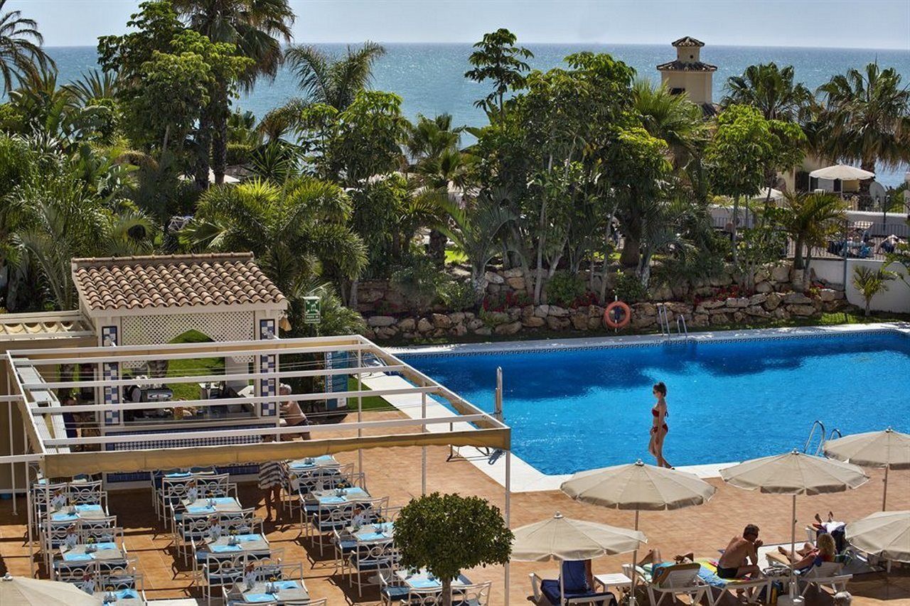 Mac Puerto Marina Hotel 4*