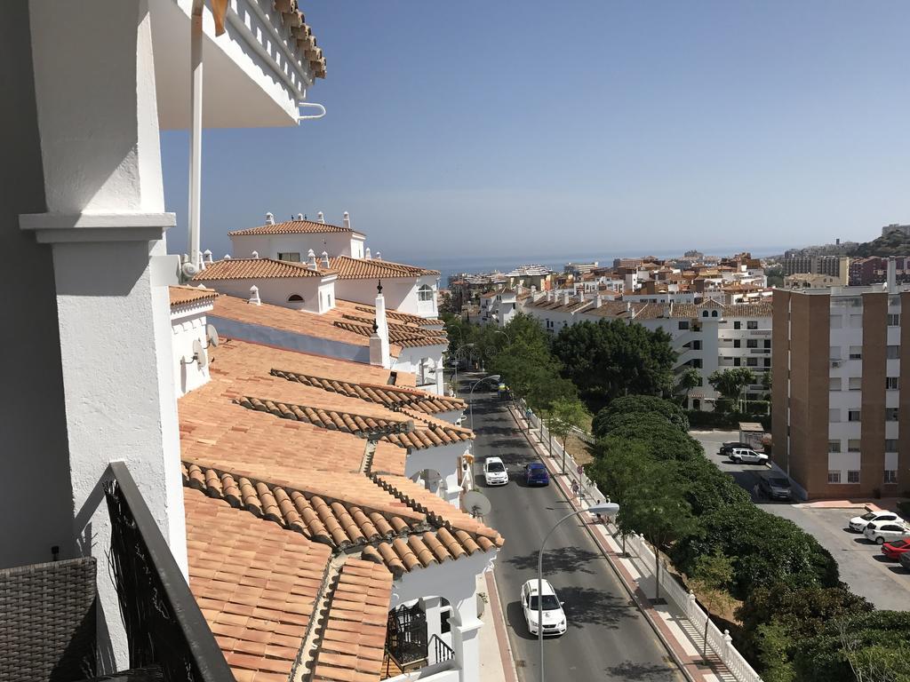 Avenida Ciudad De Melilla
