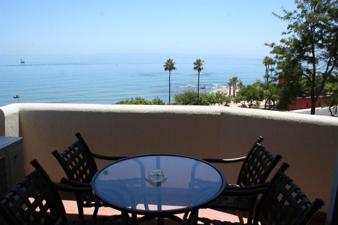 Benalbeach Sea Front Appartement