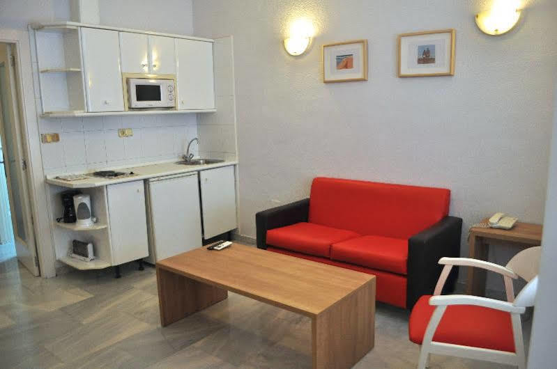 Flatotel International Hotel 3*