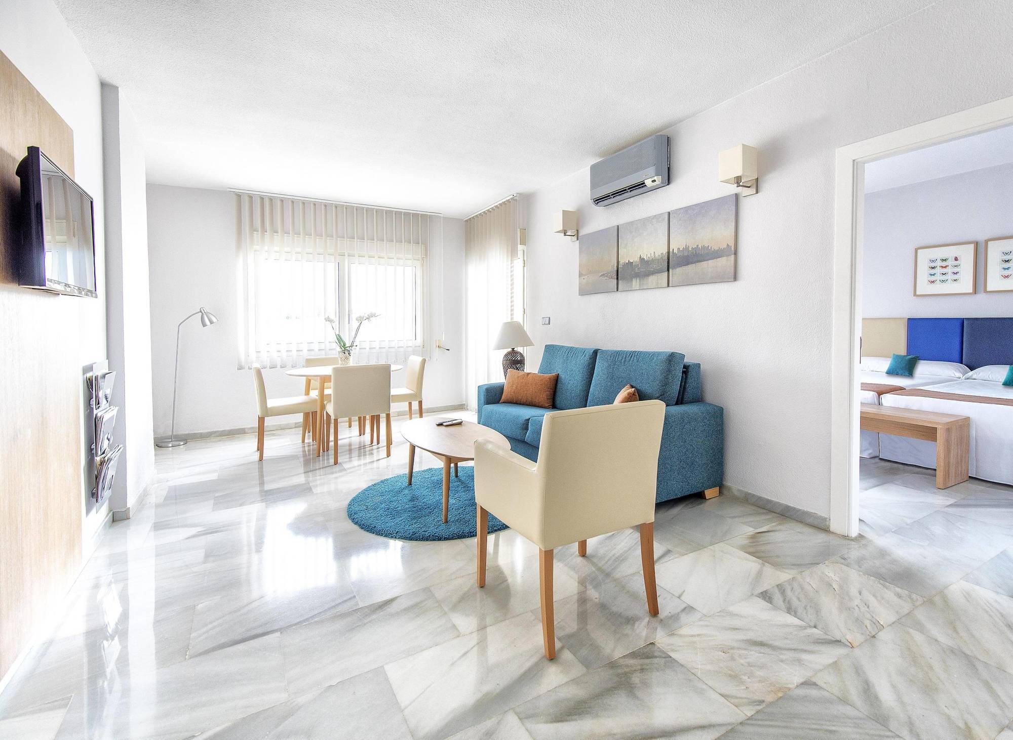 Flatotel International Hotel 3*
