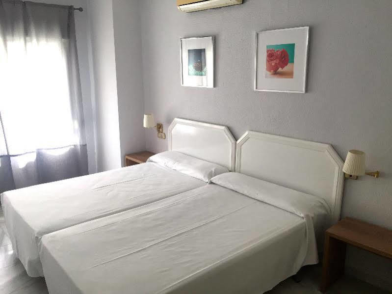 Flatotel International 3*