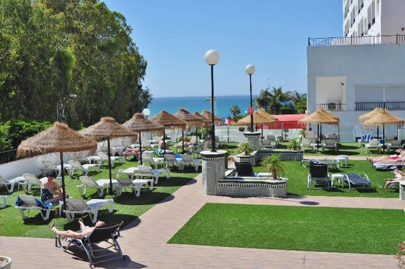 Hotel Flatotel International