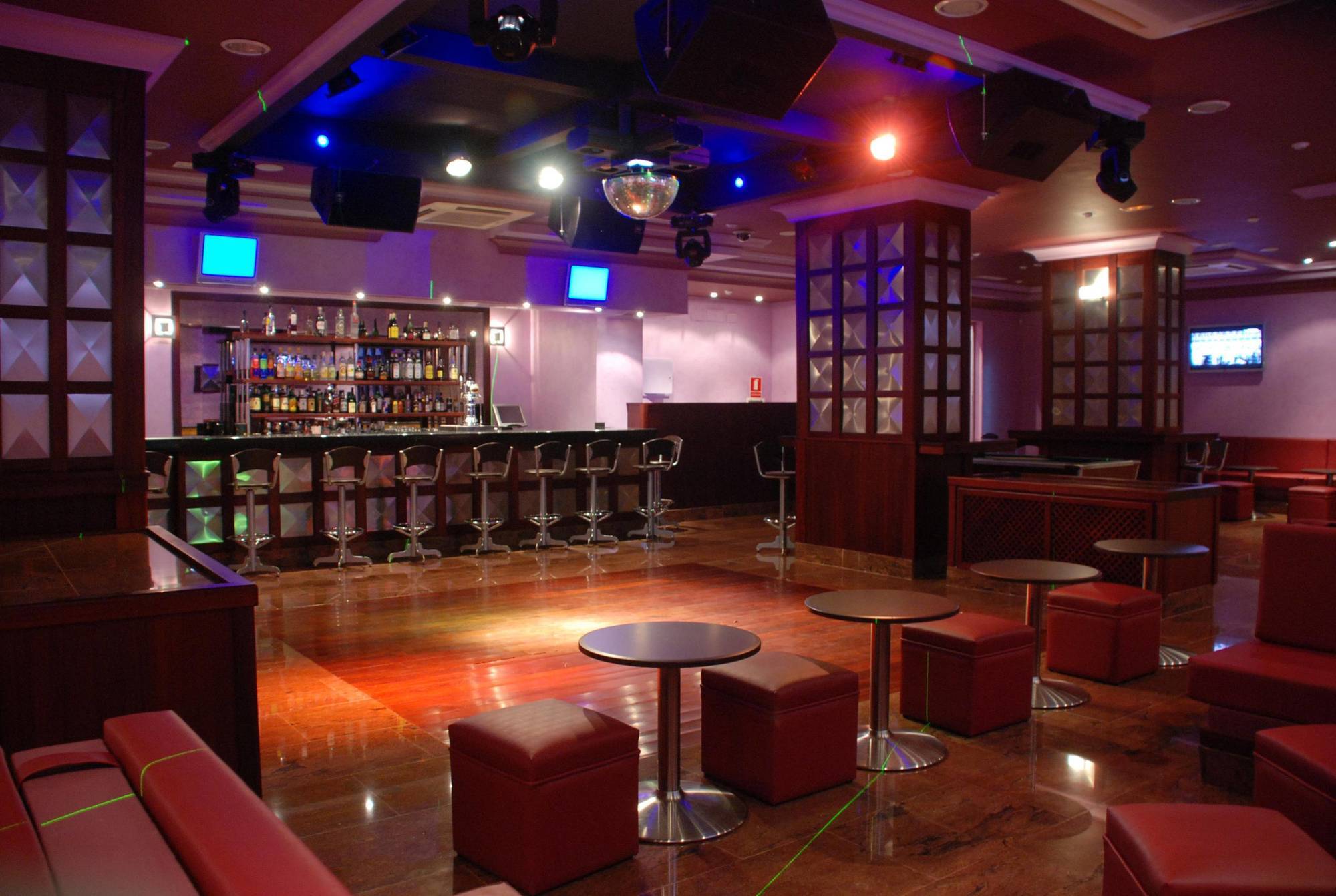 Hotel Flatotel International 3*
