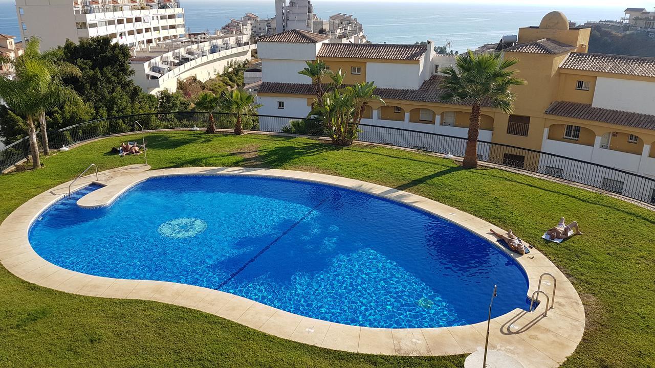 Amplio Apartamento De 2 Dormitorios * Benalmádena