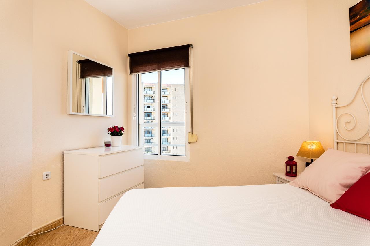 One Room Sea And Port Views En Edificio Tamarindo Apartment Benalmadena