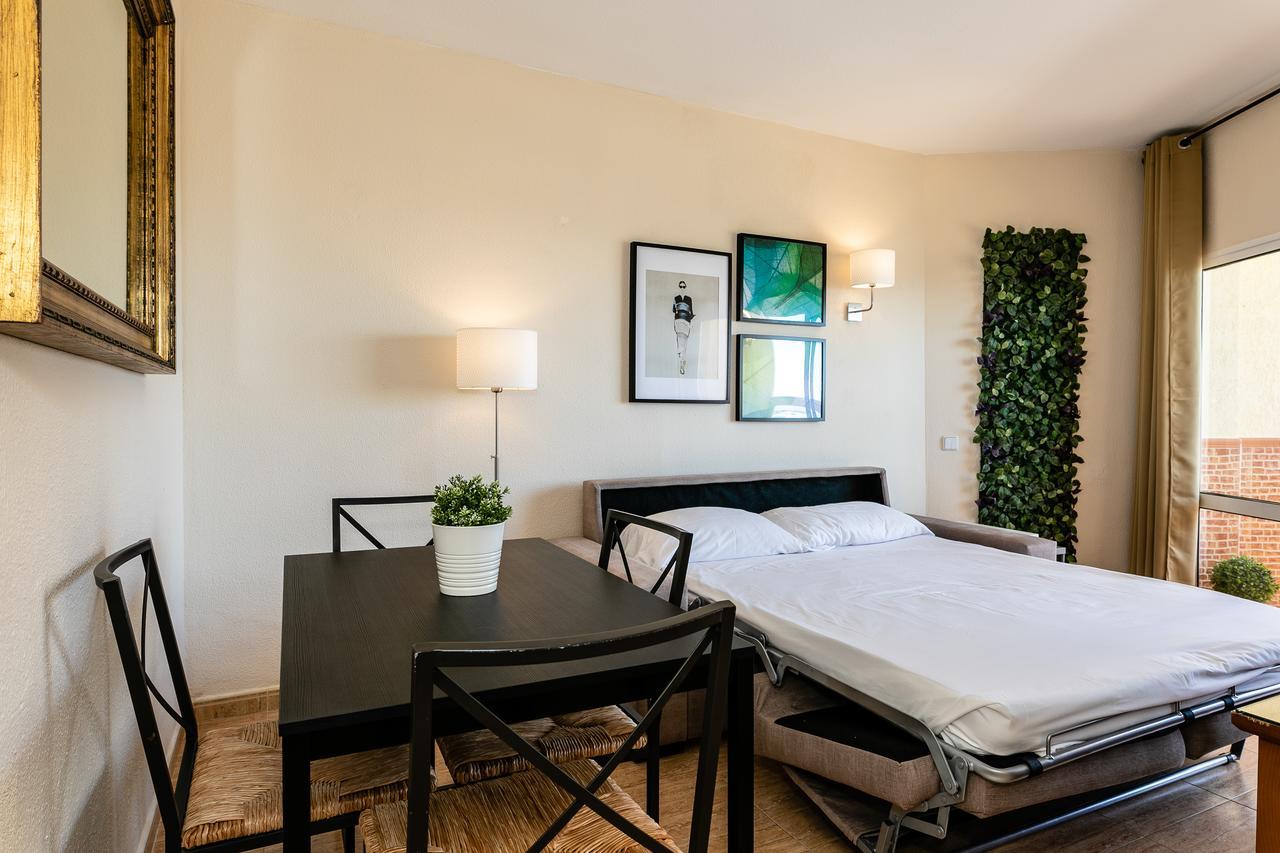 One Room Sea And Port Views En Edificio Tamarindo