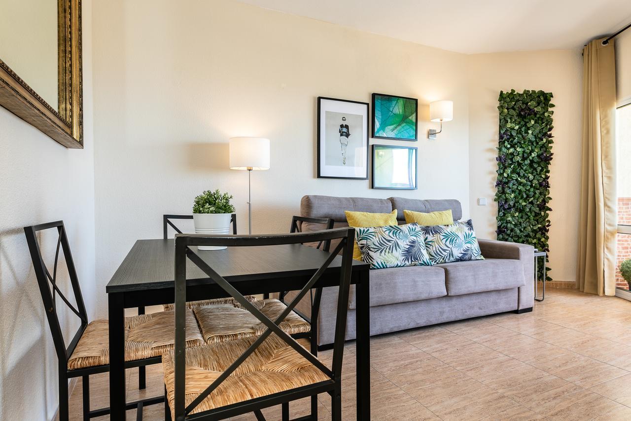 One Room Sea And Port Views En Edificio Tamarindo Apartment Benalmadena