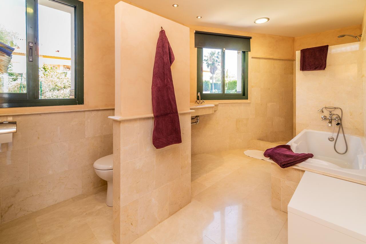 Villa N&a Stunning 2bdr With Sea Views Benalmadena