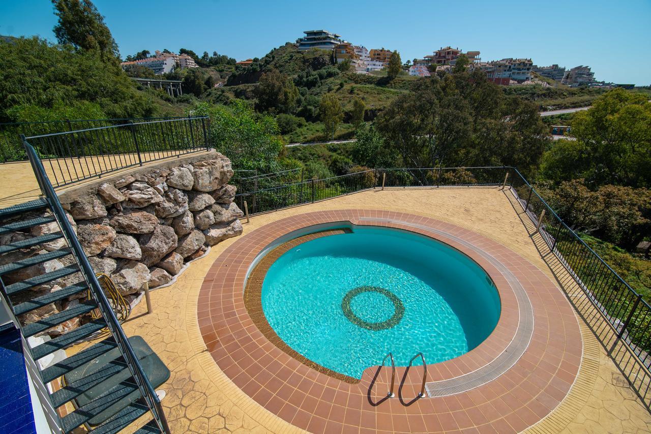 N&a Stunning 2bdr With Sea Views