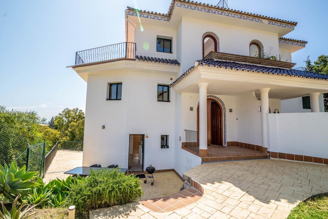 N&a Stunning 2bdr With Sea Views Villa