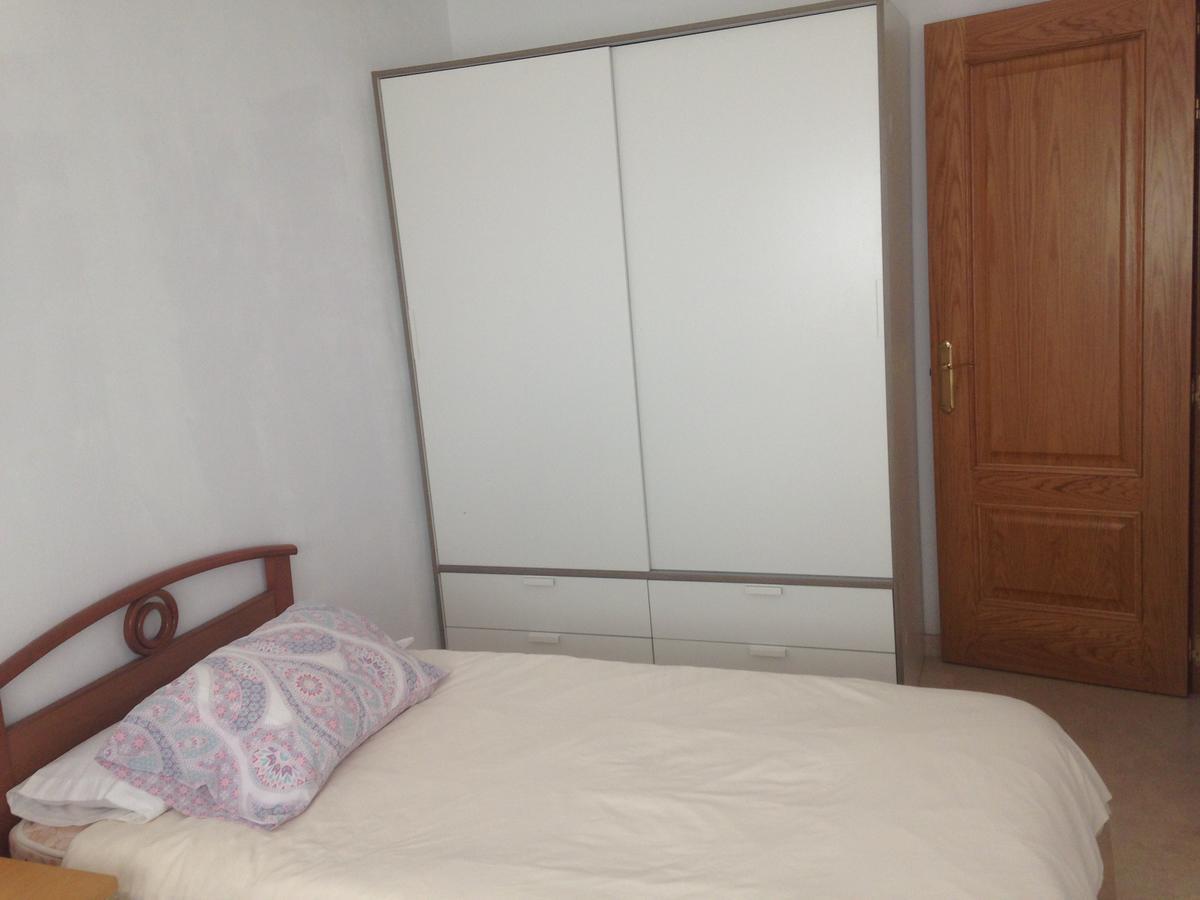 Amplio Apartamento De 2 Dormitorios Con Gran Terraza * Benalmádena