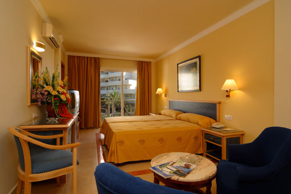 Las Arenas Suites Benalmádena