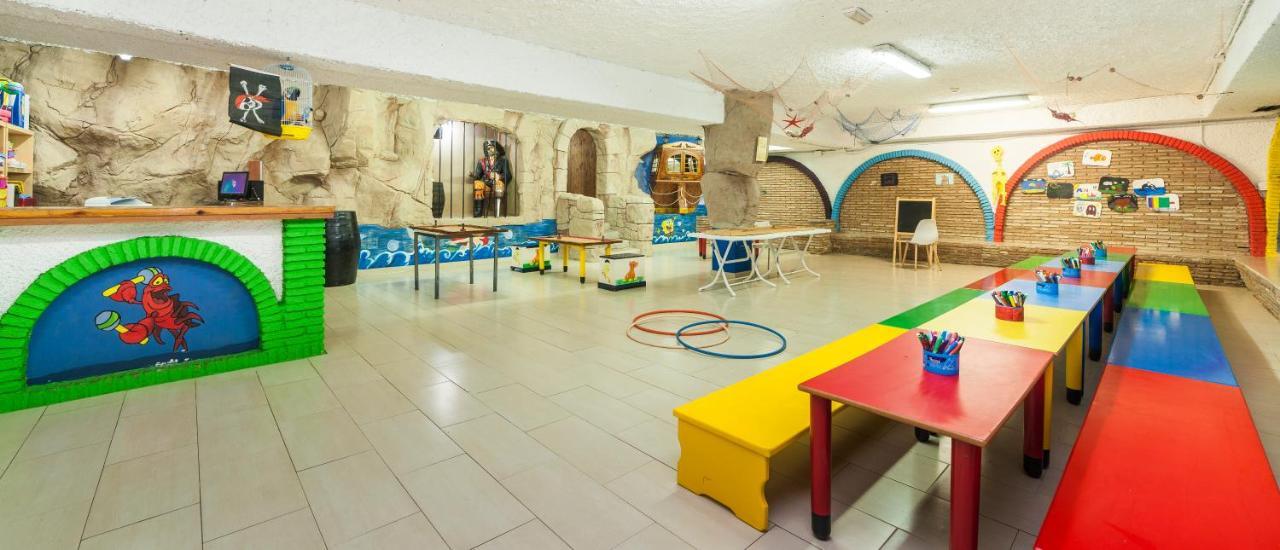 Globales Patos Park 4*