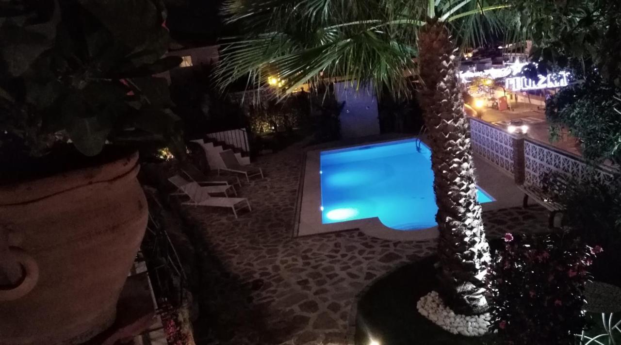 Boutique X Pueblo, Hotel Benalmadena