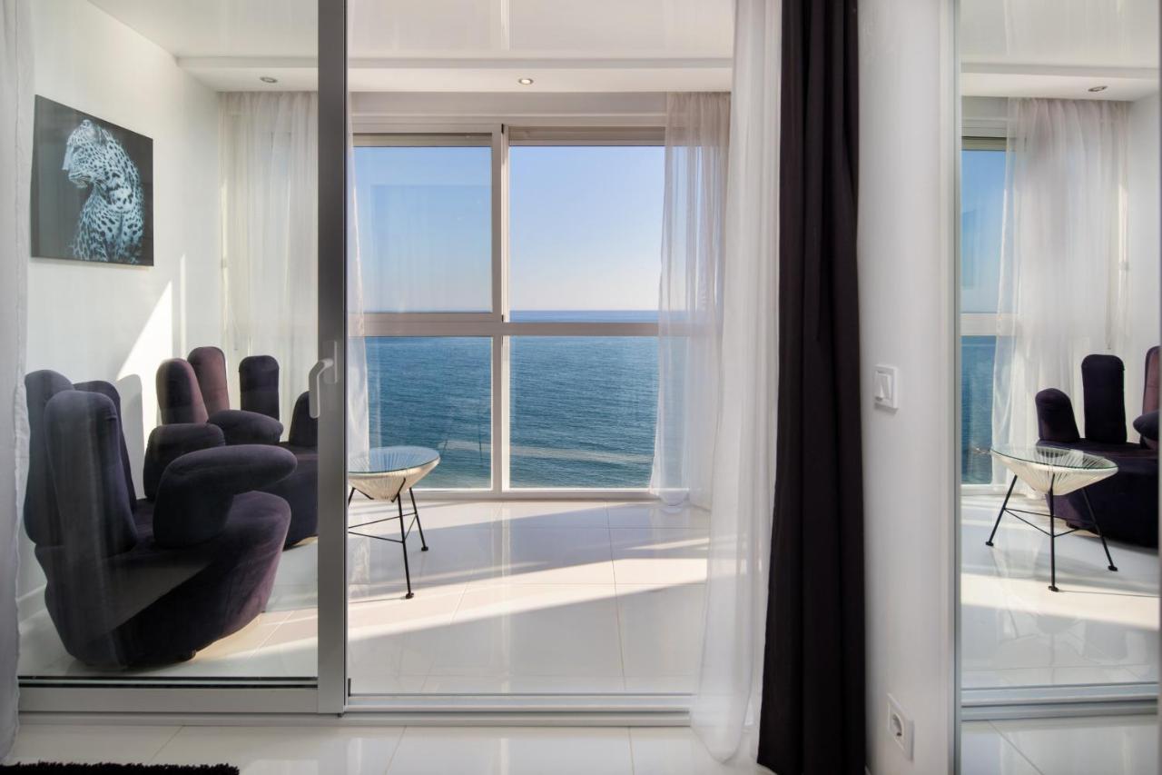 Apartment La Perla Beach Blue Benalmadena