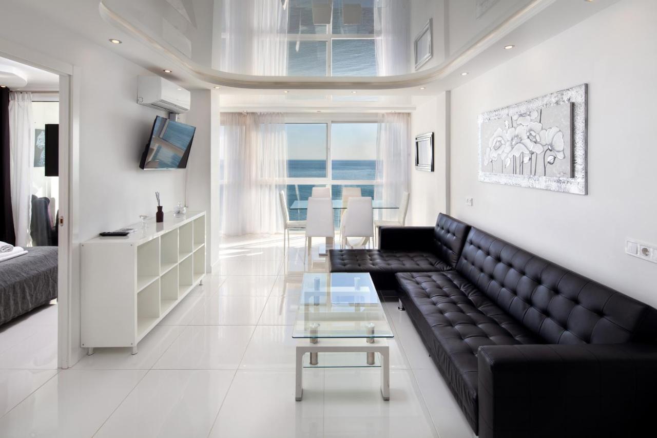 Apartment La Perla Beach Blue
