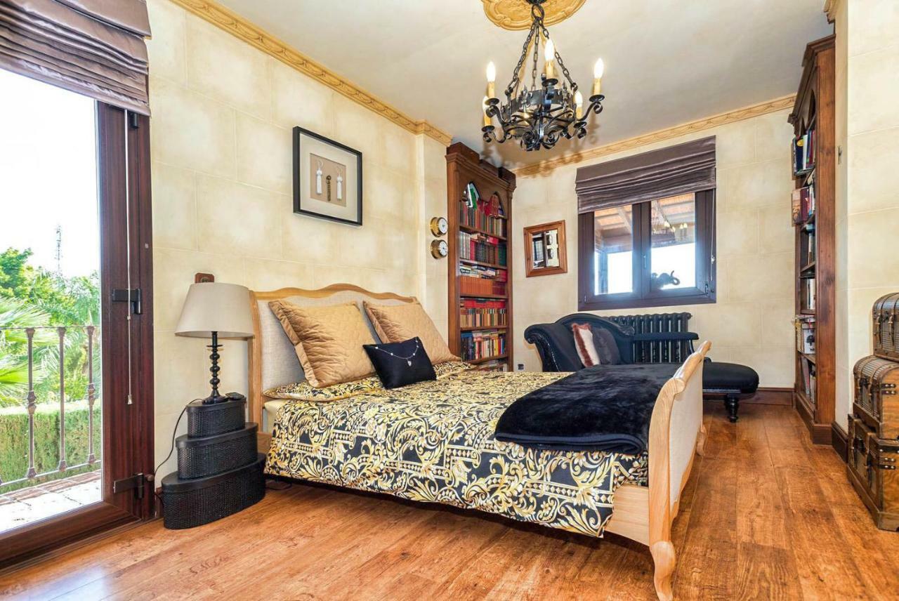 Casa Alexander