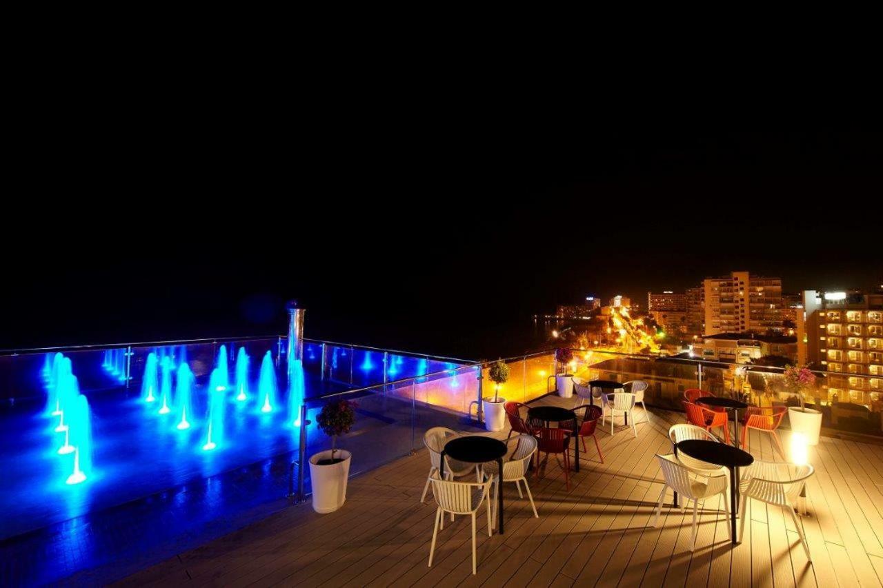 Las Arenas Suites 4*