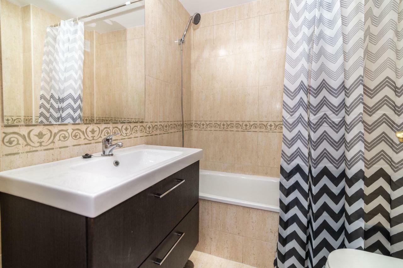 N&a Pueblo 2br Apt Stunning Views Apartment