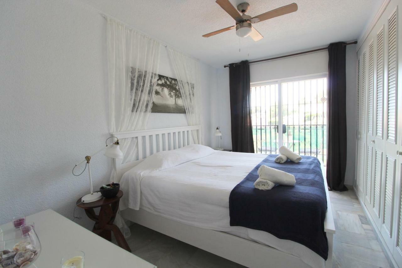 Arcos De La Perla Apartment *