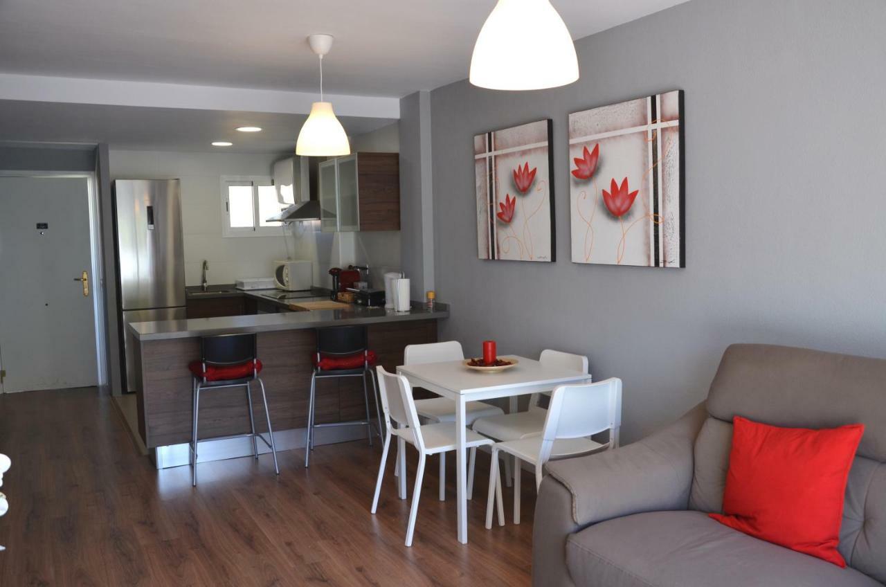 Poseidon 2 Bedrooms Penthouse Apartment *
