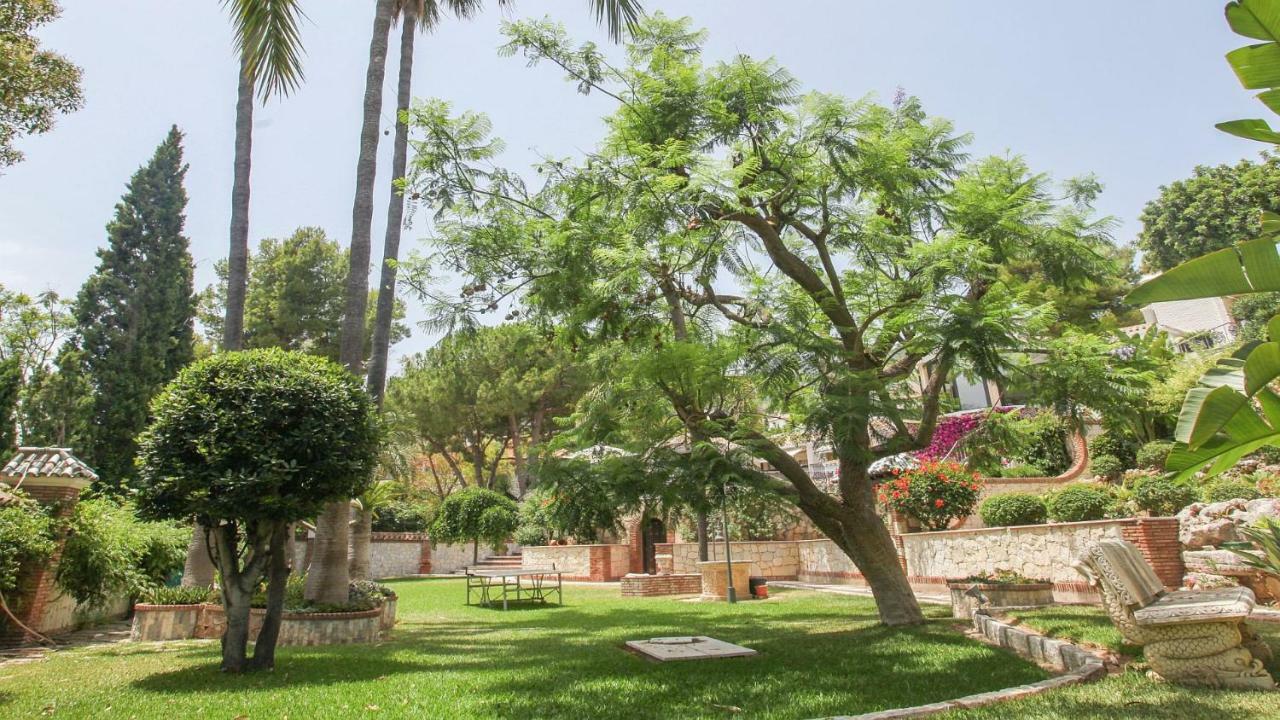 4mill Euro 700m2 Newly Renovated Mansion With Huge Garden And Large Heated Pool * Benalmádena