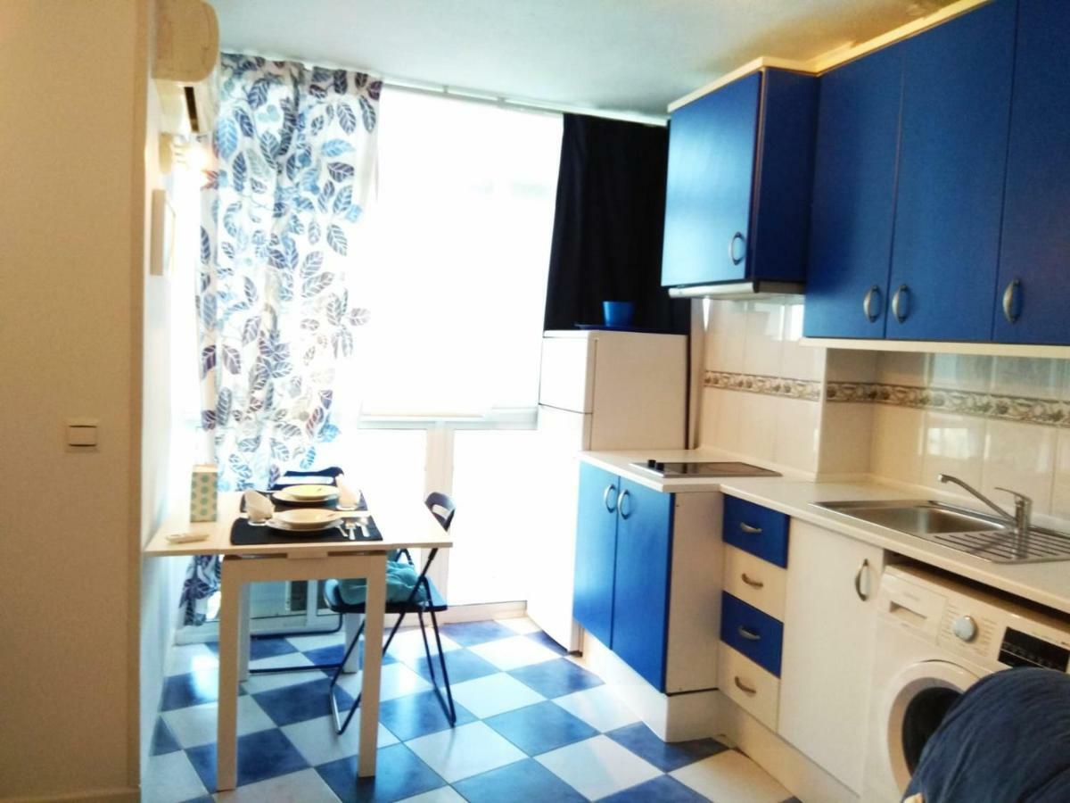 M3 904 Azul Mediterraneo Bonito Y Confortable Estudio