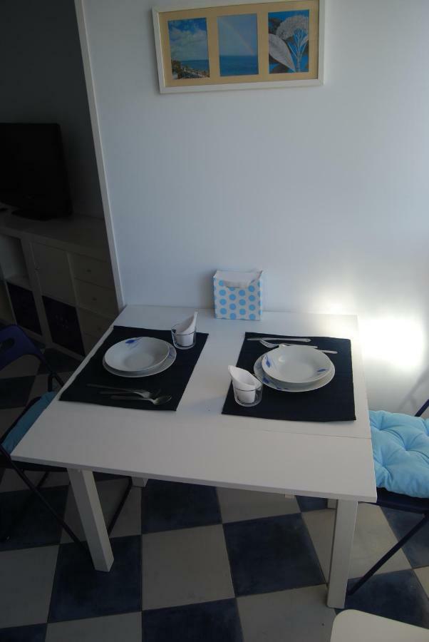 M3 904 Azul Mediterraneo Bonito Y Confortable Estudio *