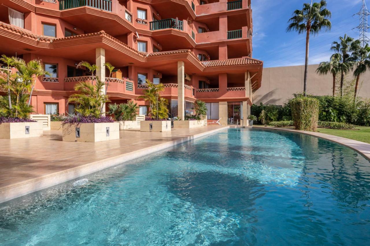Weforyou Atico U Reserva Del Higueron, 3 Dormitorios Con Jacuzzi, Piscina Y Parking Apartment