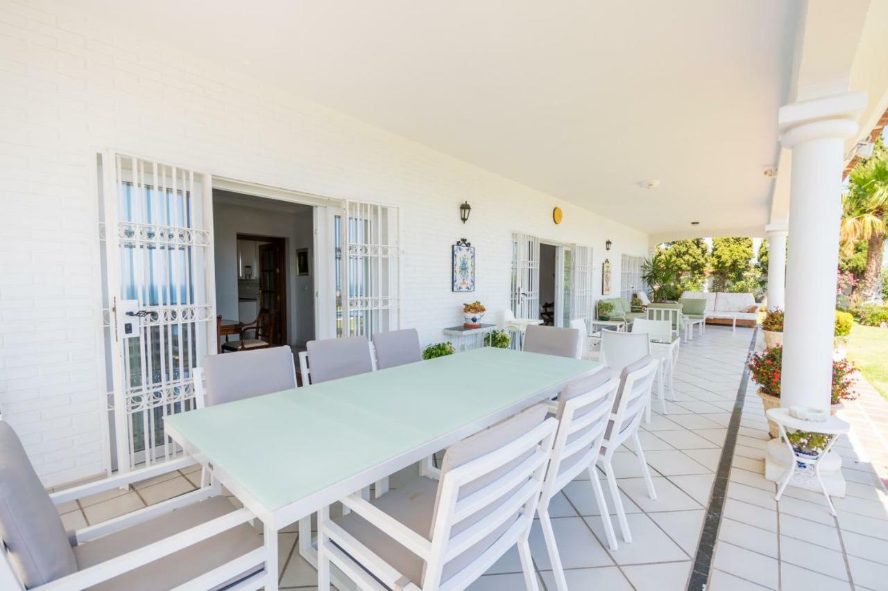 Cubo's Colinas Villa