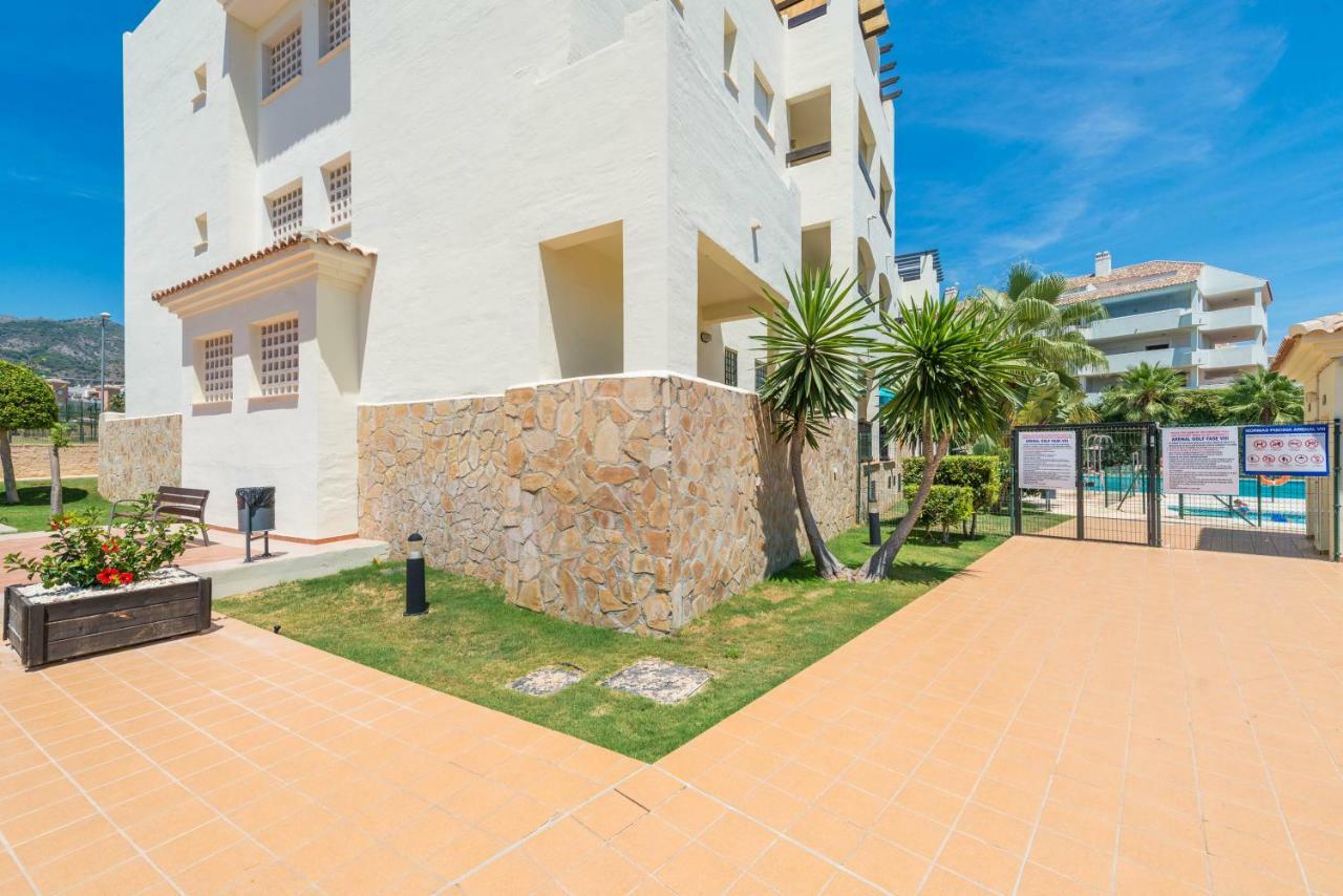 Sunny Golf Apartment