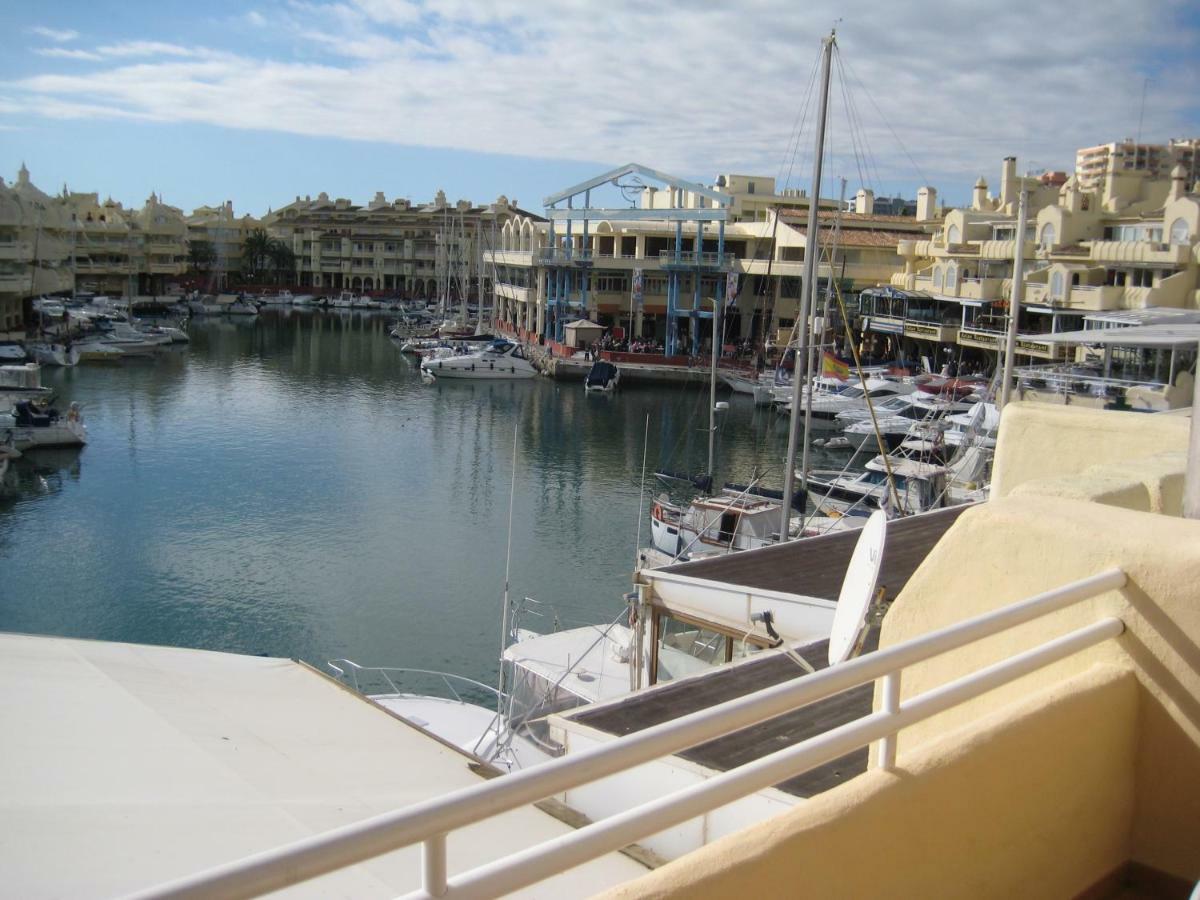 Apartment En Puerto Marina B32