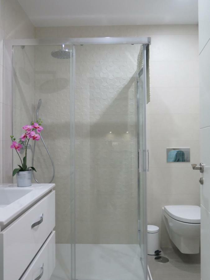 Benalbeach Ocean Front 1bdr New! Appartement