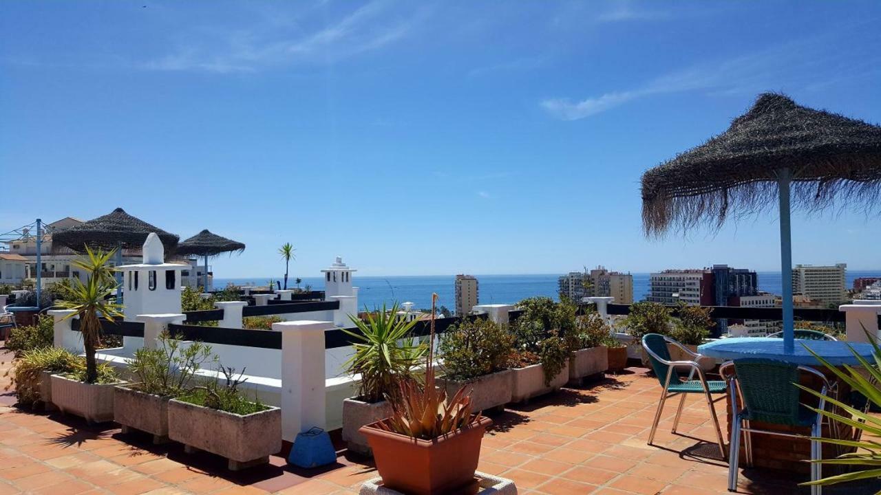Aparthotel Pueblo Evita Hill 3*