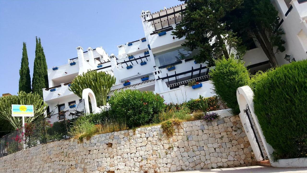 Aparthotel Pueblo Evita Hill 3*