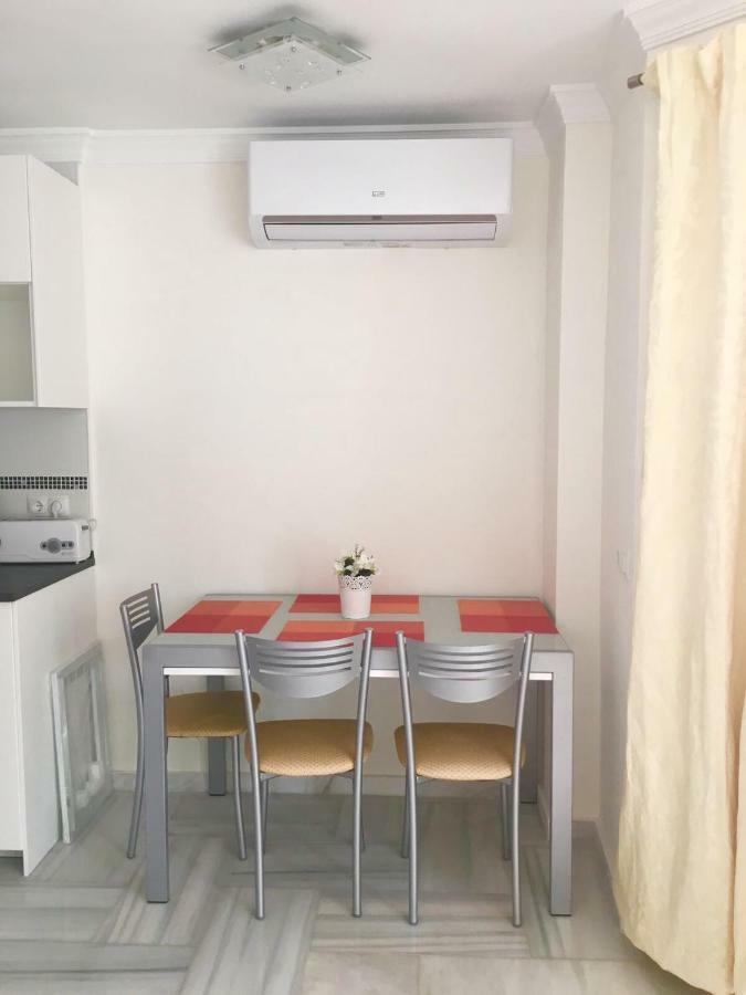 Puerto Marina Apartment