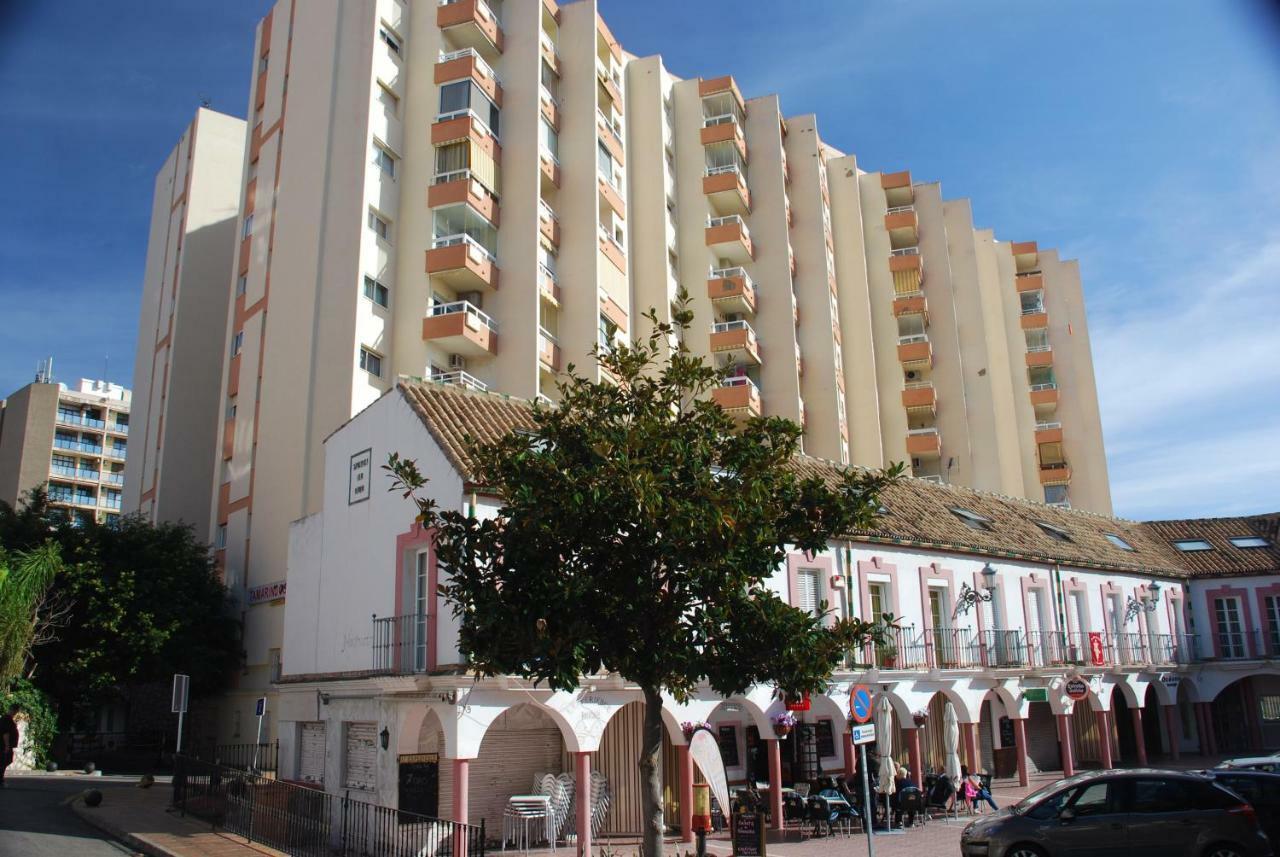 Appartement Cozy With First Line Seaview In Perfect Location, Near The Marina Benalmádena